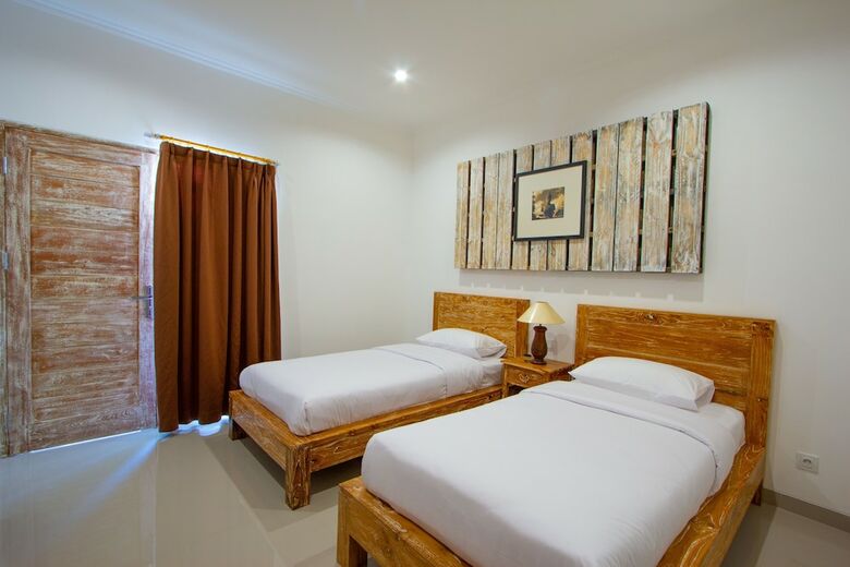 Hotel Bali Komang Guest House Sanur