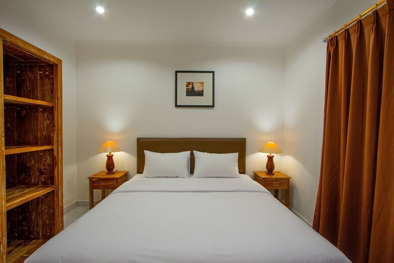Hotel Bali Komang Guest House Sanur