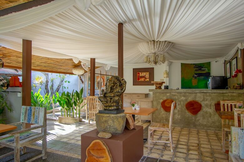 Hotel Bali Komang Guest House Sanur