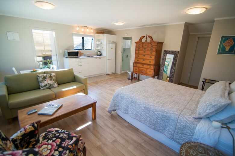 Terry And Cindy's Bed And Breakfast