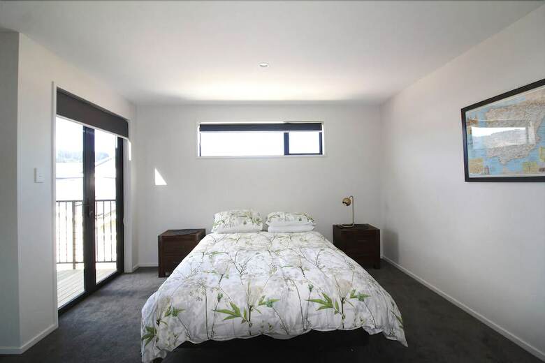 Frederick Apartment By The Stadium