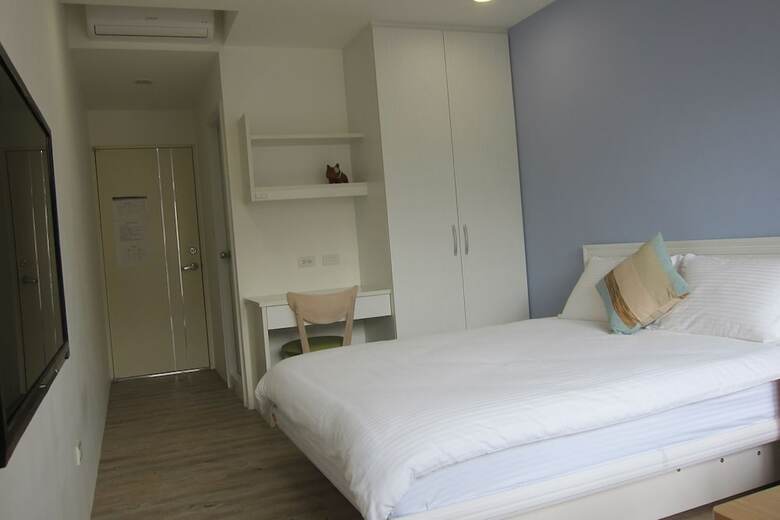 Hotel Train Station B&B