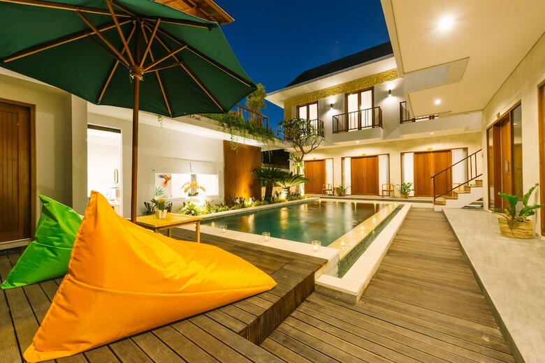 Bed & Breakfast Mahesa Home Seminyak
