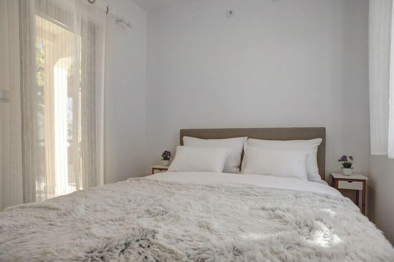 Gregovic Apartments