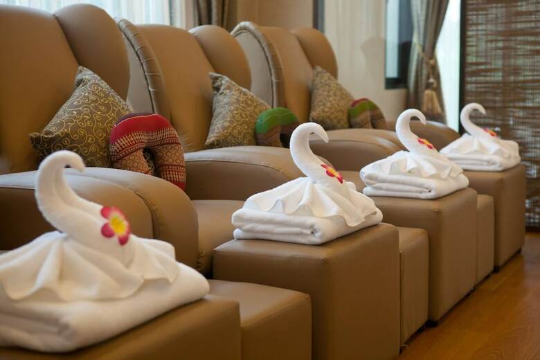 Hotel Alisha Court