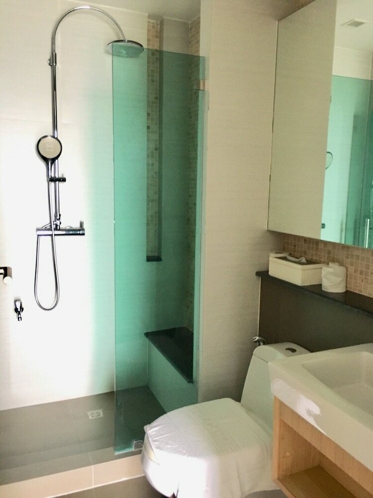 Hotel Alisha Court