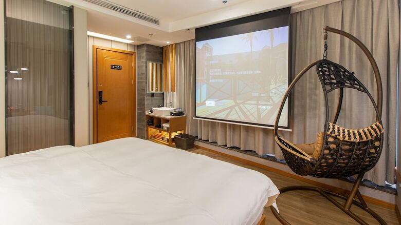 Yiwu Ceo Dinghao Hotel