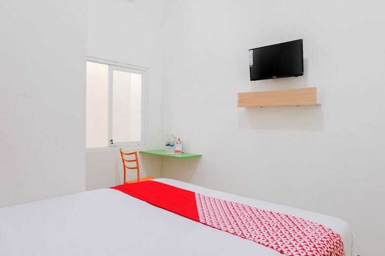 Hostal Oyo 1247 Antosa Family Residence