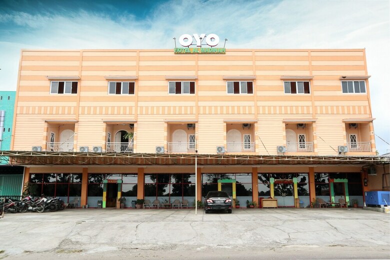 Oyo 1858 Hotel Almadinah Syariah
