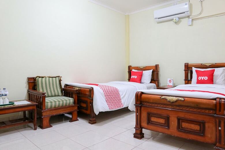 Oyo 1858 Hotel Almadinah Syariah