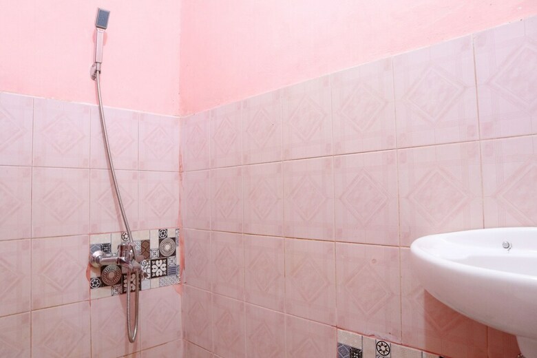 Oyo 1858 Hotel Almadinah Syariah