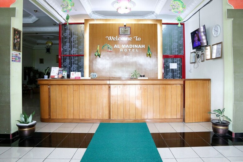 Oyo 1858 Hotel Almadinah Syariah