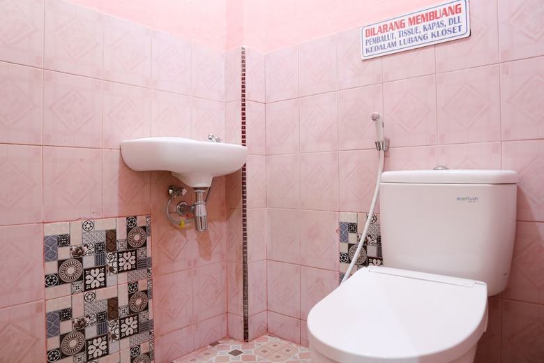 Oyo 1858 Hotel Almadinah Syariah