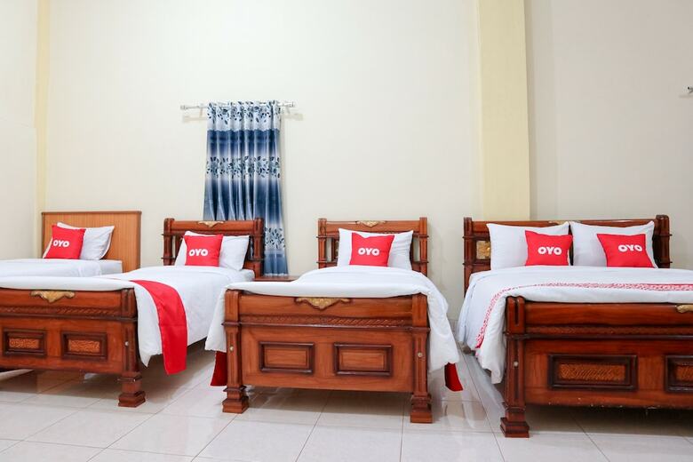 Oyo 1858 Hotel Almadinah Syariah