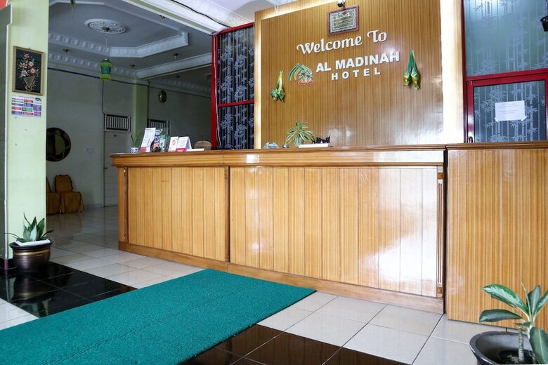 Oyo 1858 Hotel Almadinah Syariah
