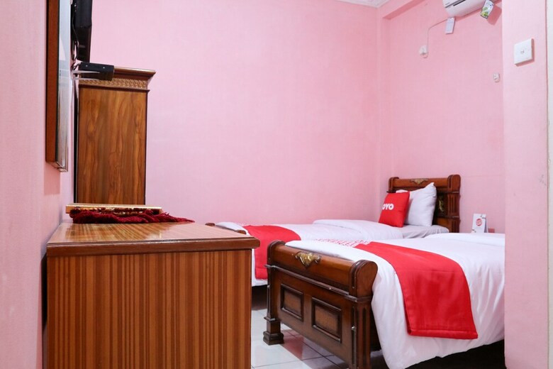 Oyo 1858 Hotel Almadinah Syariah