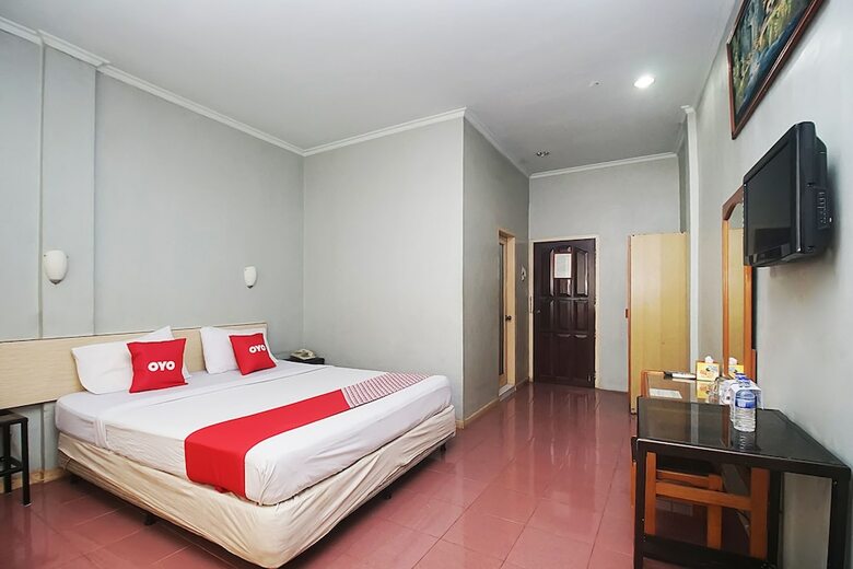 Oyo 2079 Jambi Raya Hotel