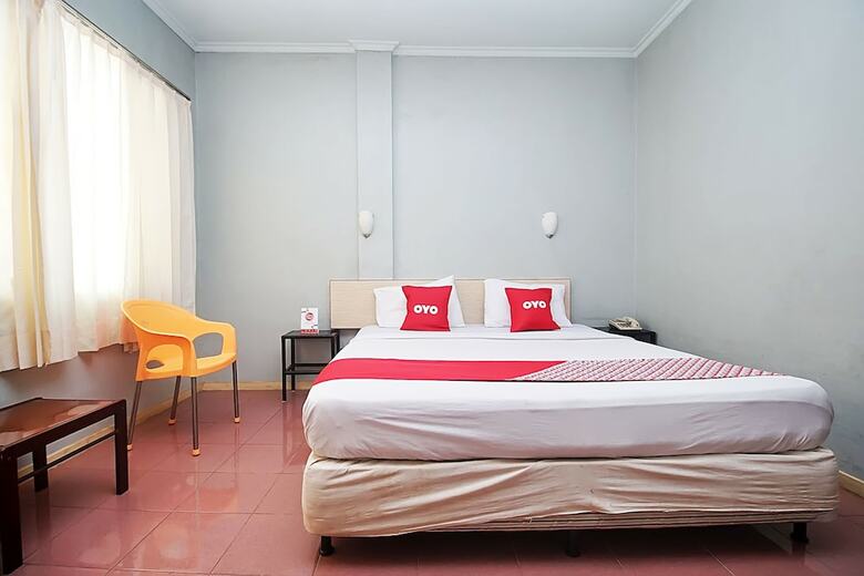 Oyo 2079 Jambi Raya Hotel