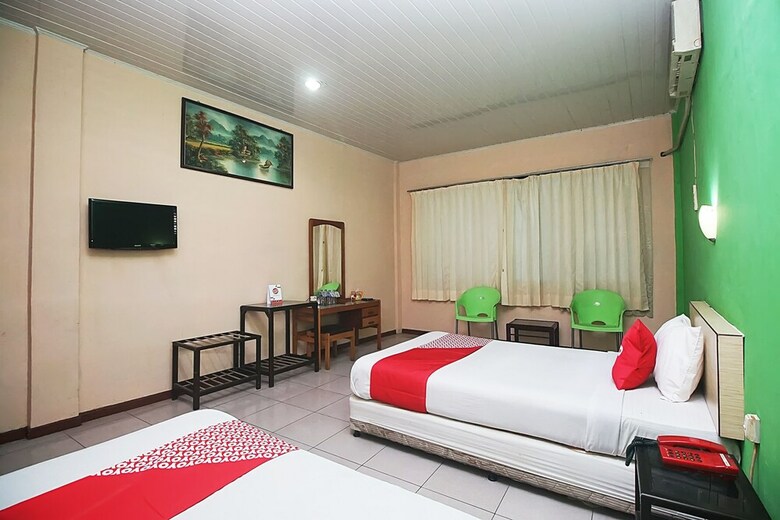 Oyo 2079 Jambi Raya Hotel