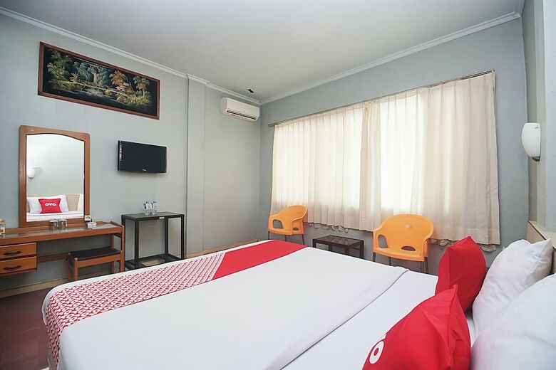 Oyo 2079 Jambi Raya Hotel