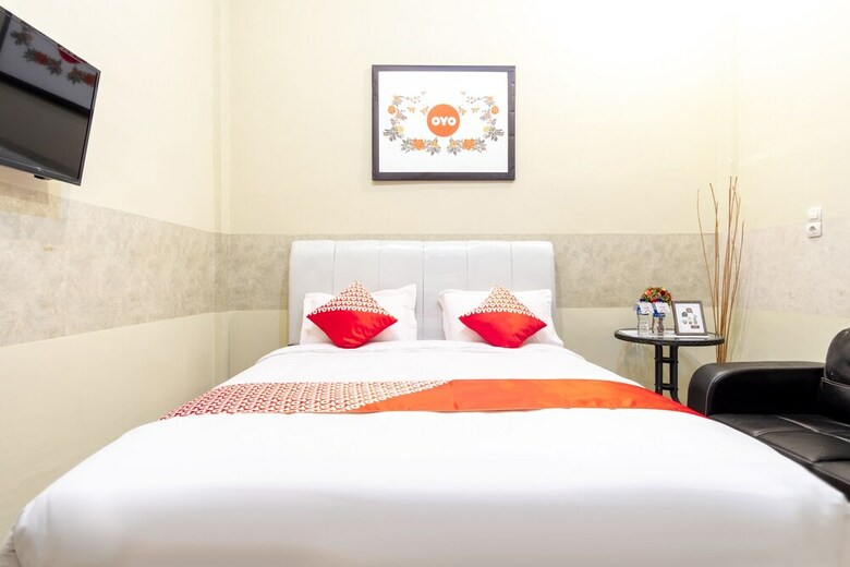 Hotel Oyo 1349 Green Elite Syariah