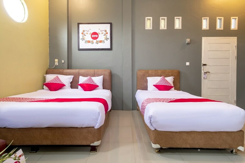 Hotel Oyo 1349 Green Elite Syariah
