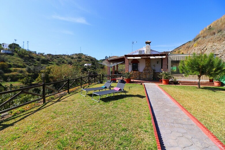 1093 Villa Magnolias