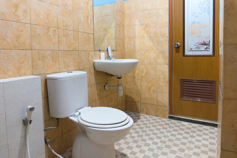 Oyo 1525 Benson Hotel