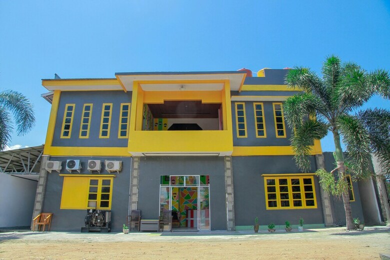 Oyo 1278 Wina Beach Hotel