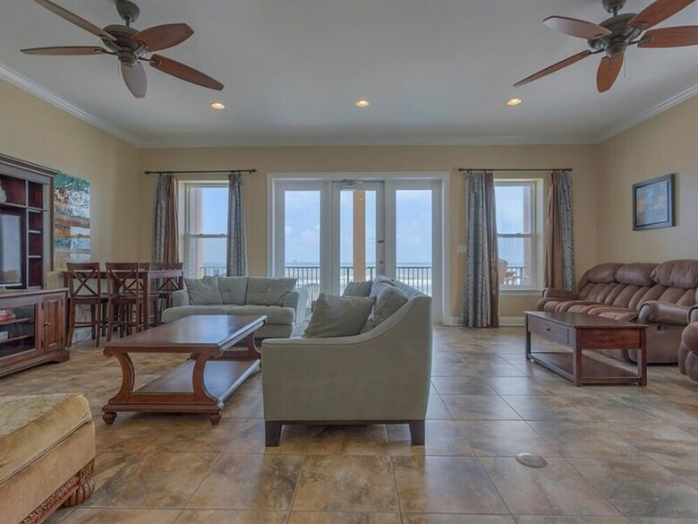 Beach Estate West By Meyer Vacation Rentals