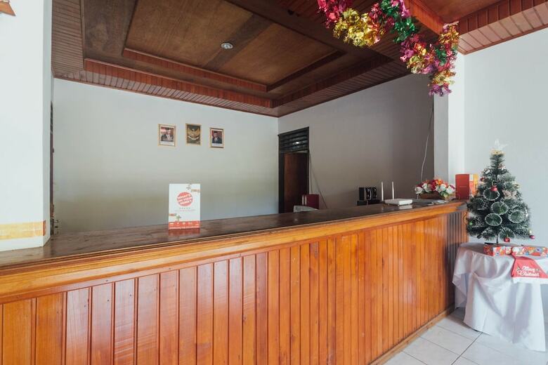 Oyo 1688 Collin Beach Hotel