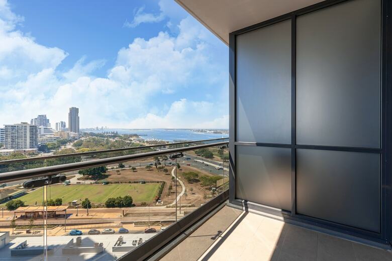 Southport Apartment