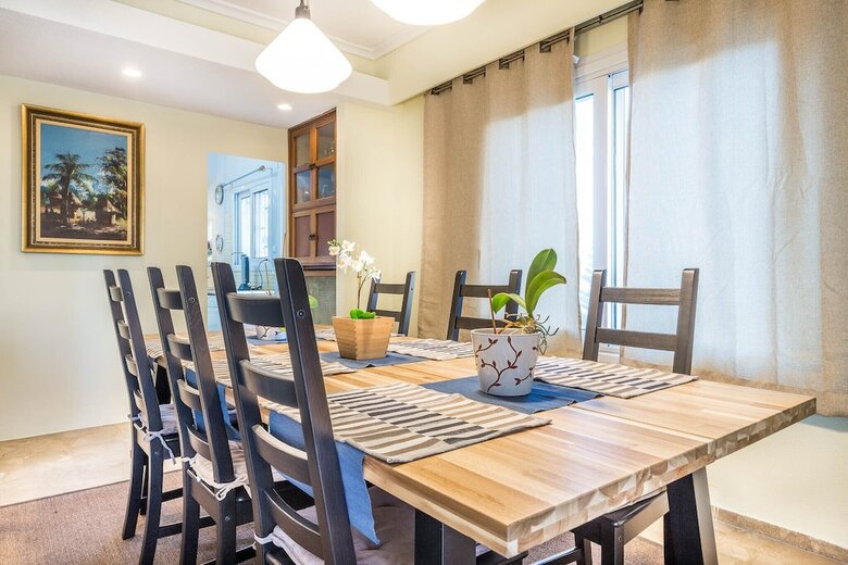 3 Bedroom Apartment In Palaio Faliro