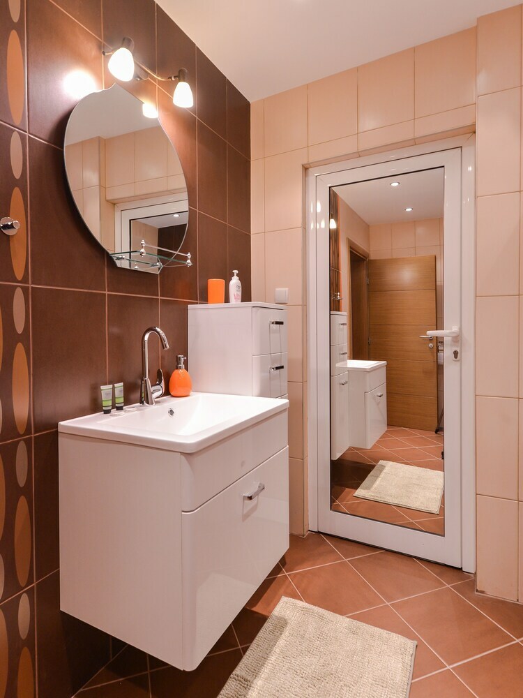 Fm Deluxe 2-bdr - Apartment - The Maisonette