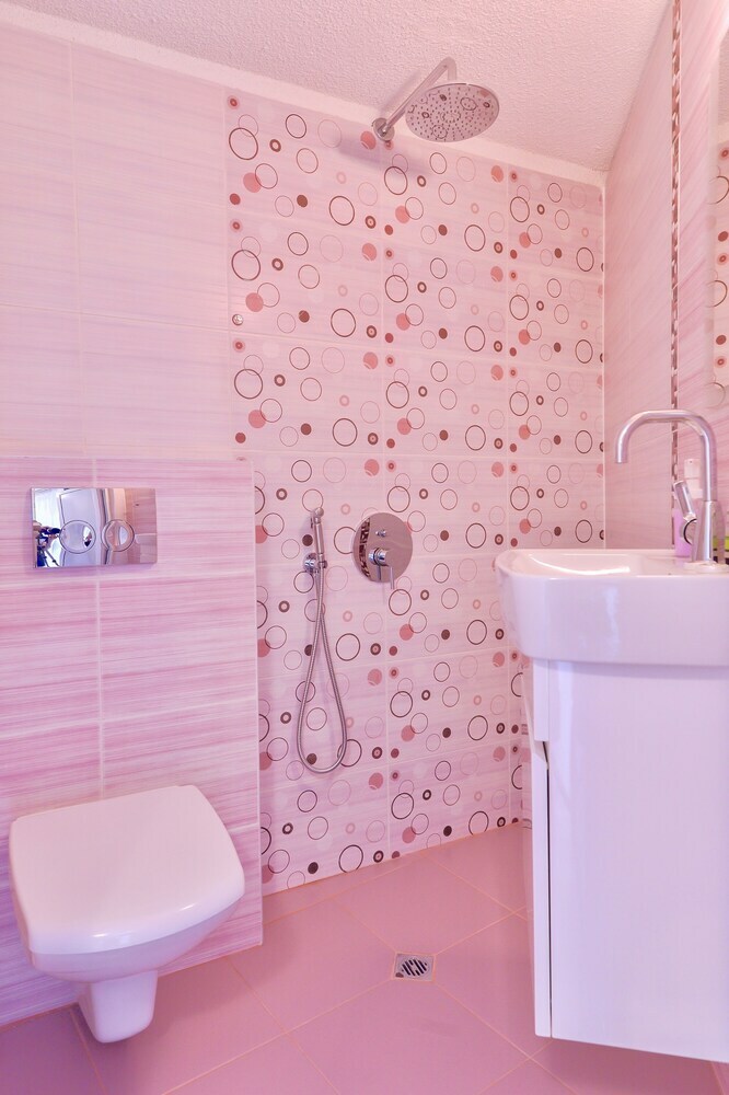 Fm Deluxe 2-bdr - Apartment - The Maisonette