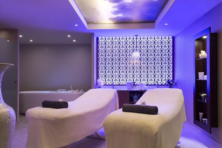 Hotel H�tel Barri�re Le Royal La Baule