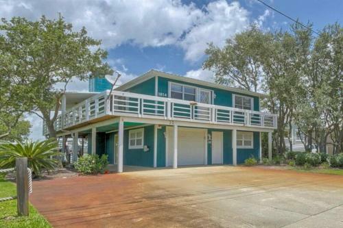 Crystal Lagoon By Meyer Vacation Rentals