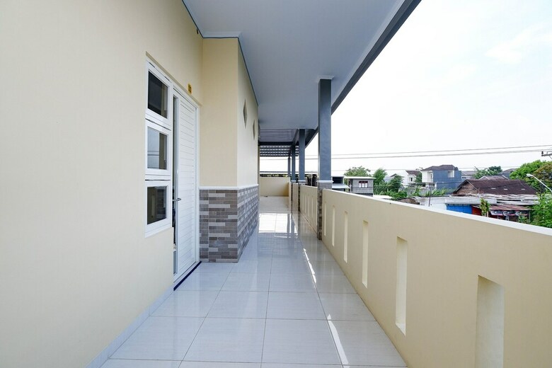 Hostal Oyo 2058 Griya Ria