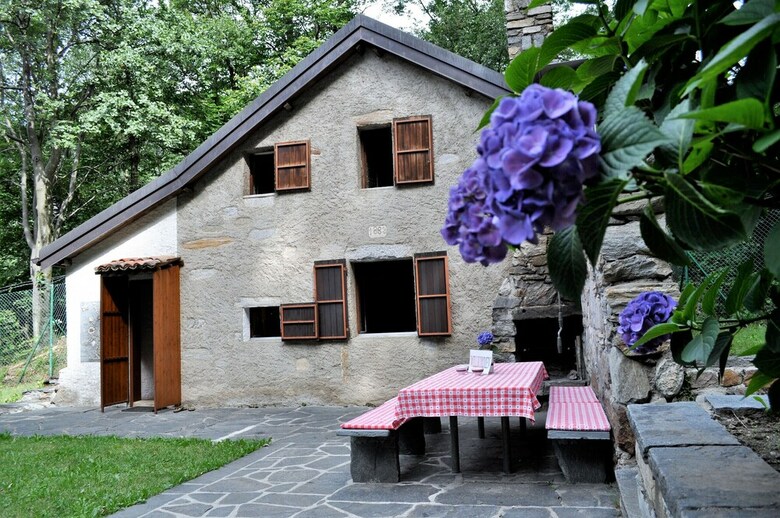 Apartamentos Typical, Romantic Tessiner Cottage