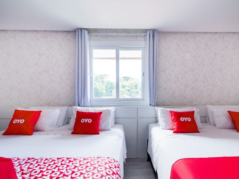 Oyo Canela Palace Hotel