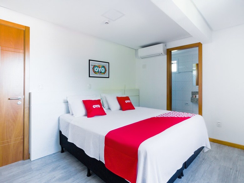 Oyo Canela Palace Hotel