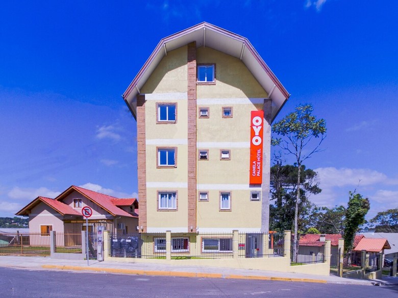 Oyo Canela Palace Hotel