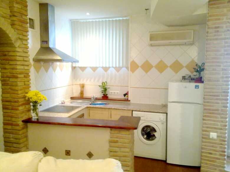 Apartment With 2 Bedrooms In Casarabonela