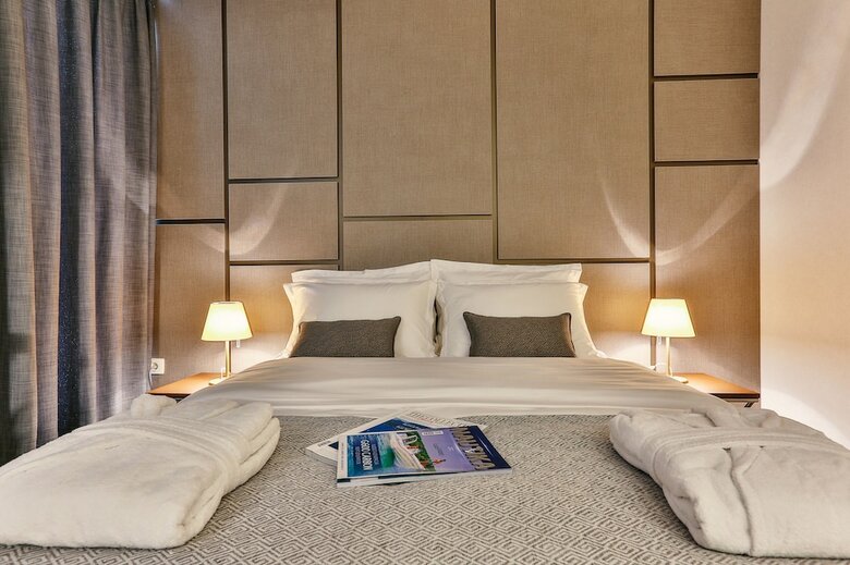 Avanti Hotel & Spa