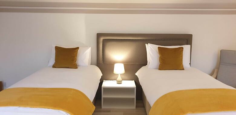 Hotel Harlestone Retreat- Adults Only