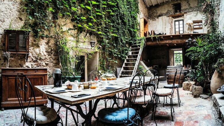 Hotel Clos de Venes Domaine Viticole