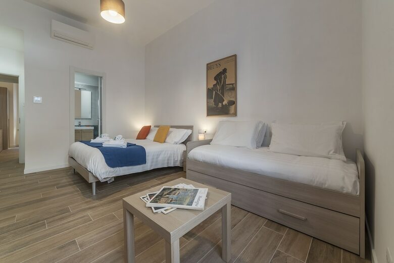 Hotel Roman Station House