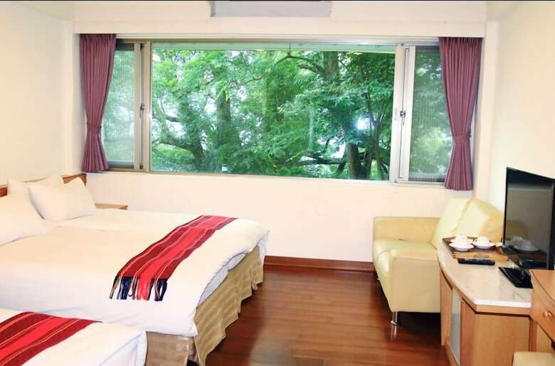 Hotel Fuhsing Youth Activity Center
