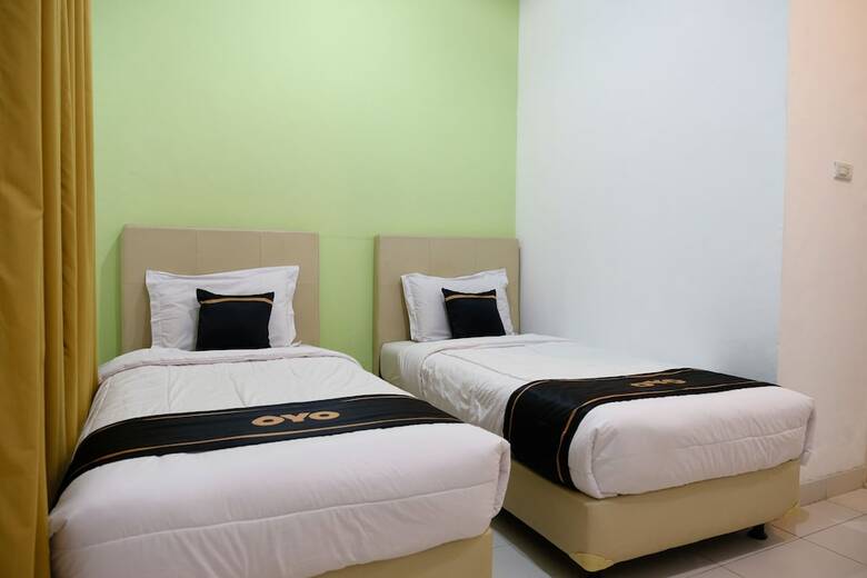 Oyo 1612 Hotel Central City