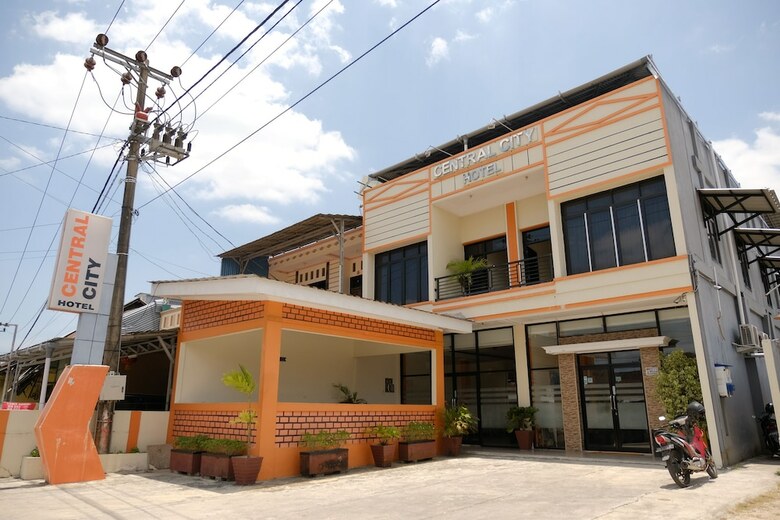 Oyo 1612 Hotel Central City